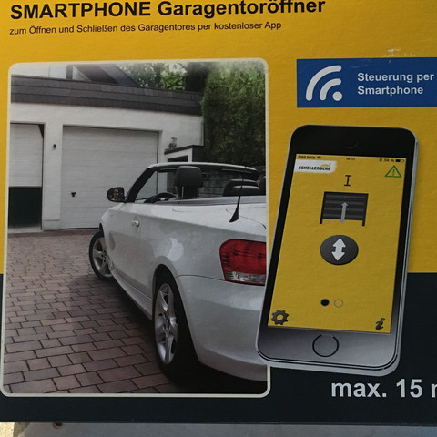 Smartphone Garagentoröffner von Schellenberg  - (Technik, Smartphone, Garagentor)