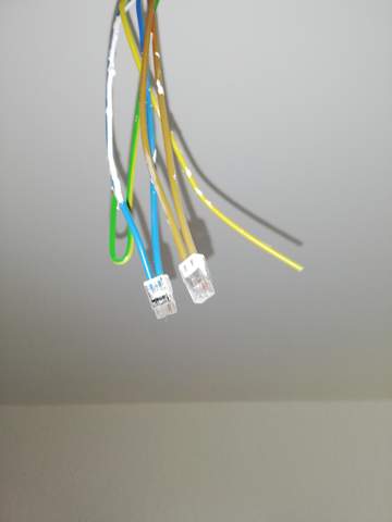 Wie schließe ich sicher eine Deckenlampe an diese Kabel an?