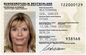 Deutsche Personalausweis ändern - (Gericht, Stadt, Personalausweis)