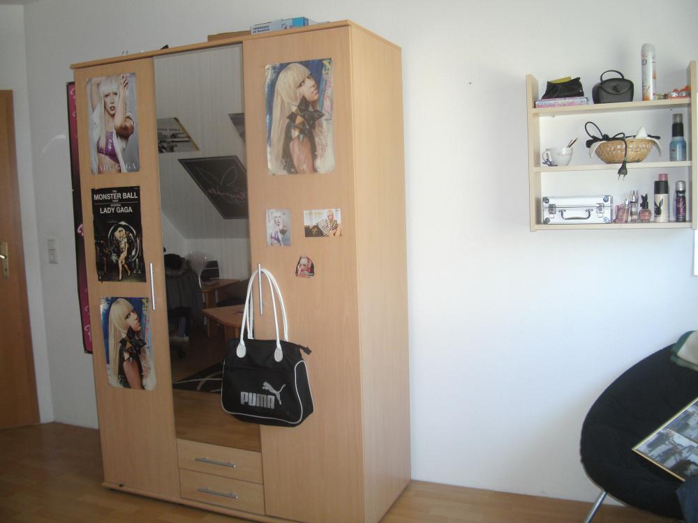 Wie soll ich mein zimmer streichen? hab auch bilder....bräuchte ...