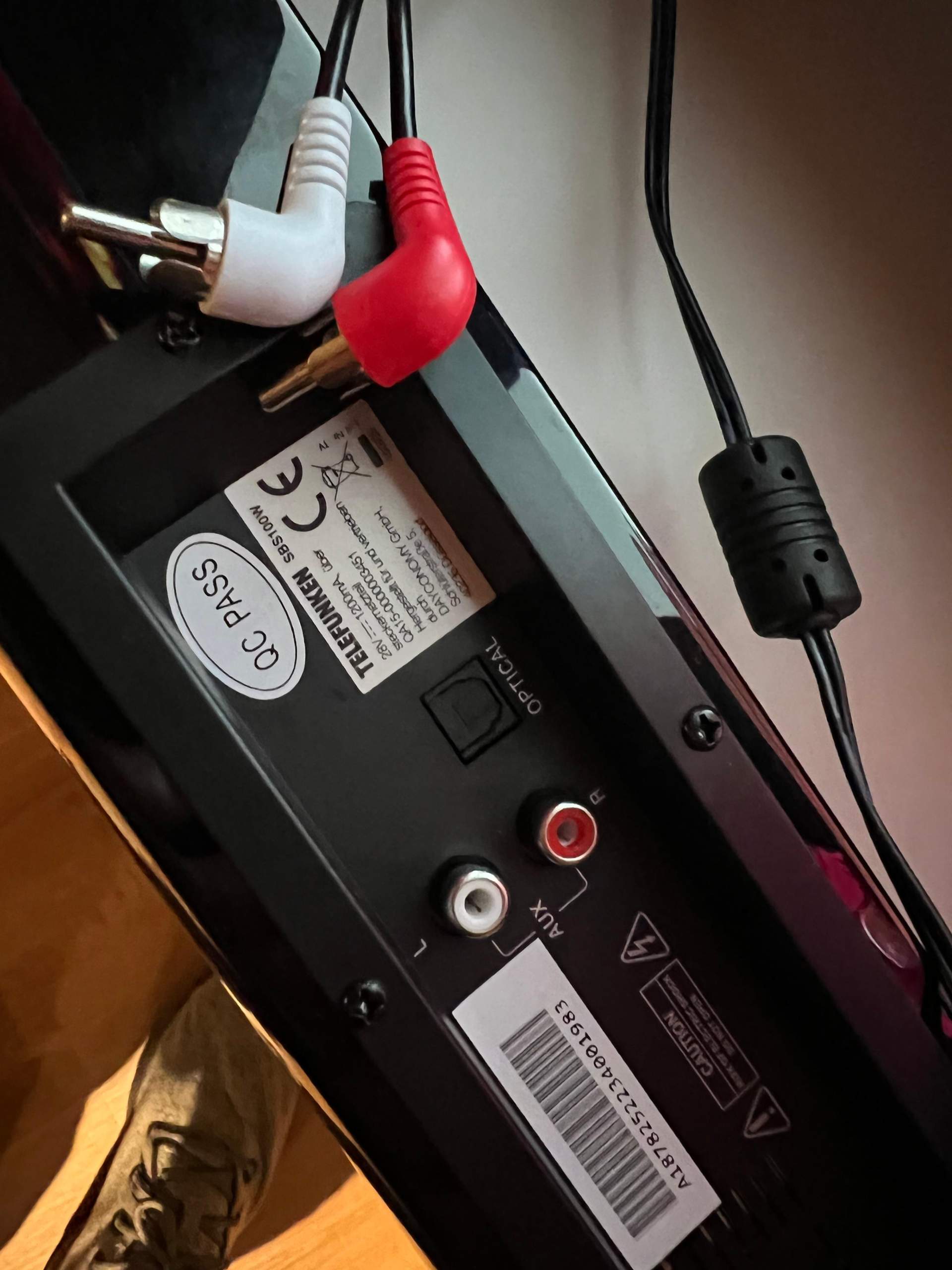 Wie Soundbar an Tv anschließen? Technik, Spiele und Gaming)