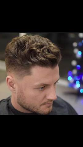 Wie Style Ich Lockige Haare So Jungs Beauty Frisur