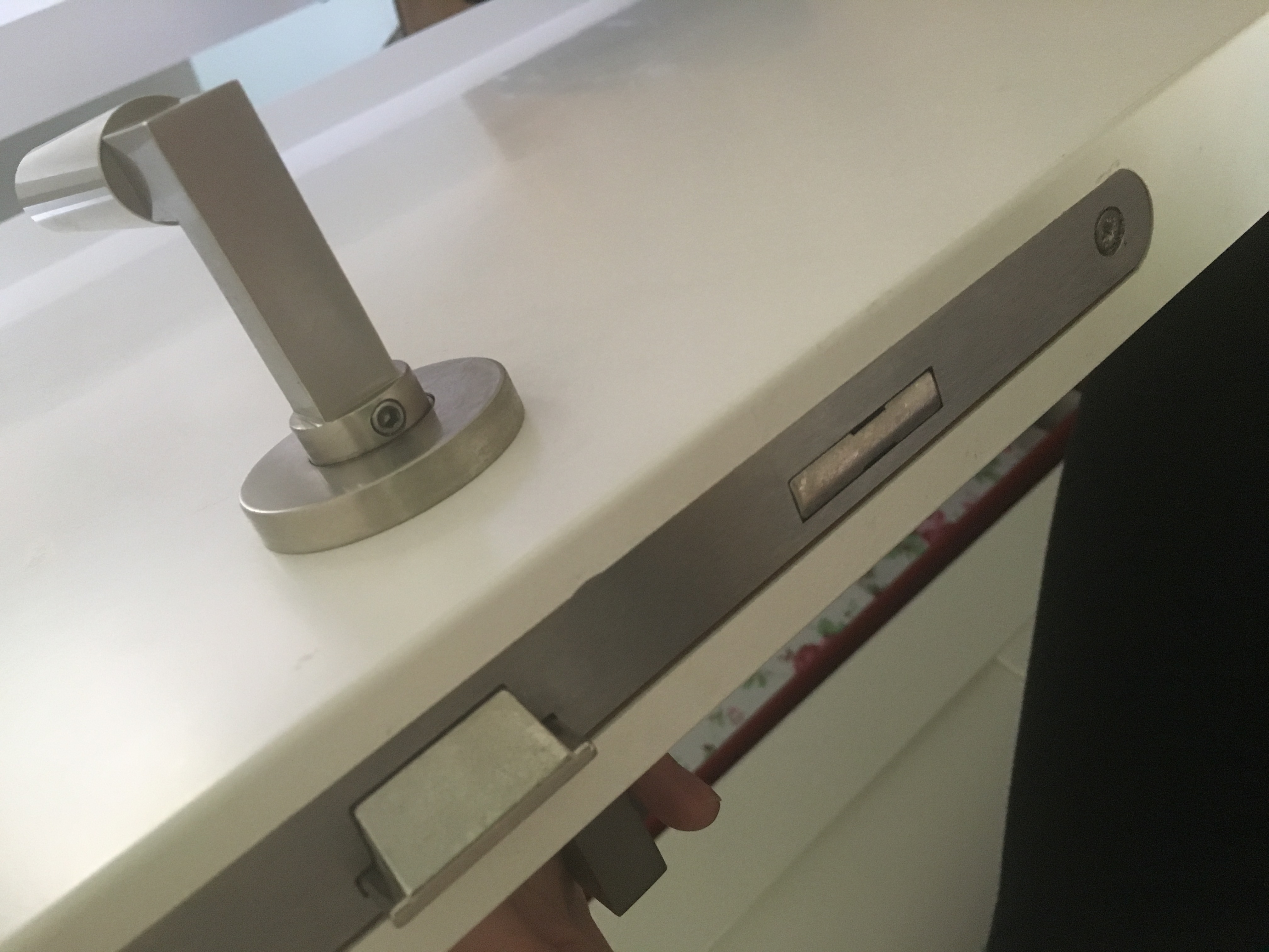 Wie Teuer Ist Es Ein Schloss Einbauen Zu Lassen Kosten Handwerk Schlussel