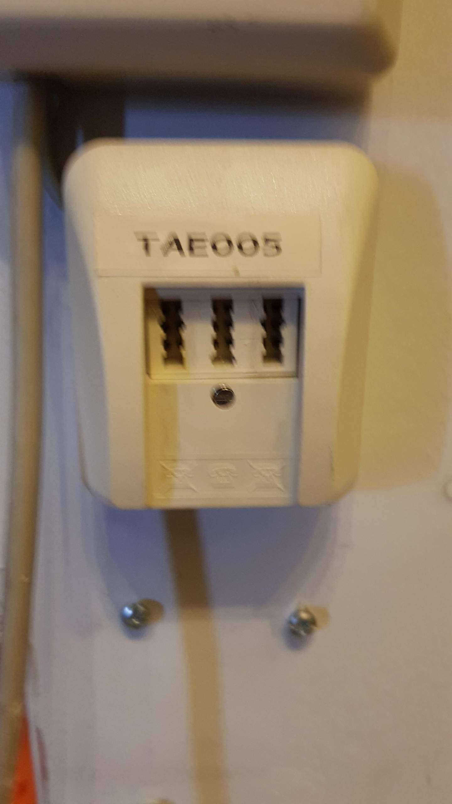 Wie verbinde ich mein Router(TP-Link WR940N) mit TAE? (Internet, WLAN)