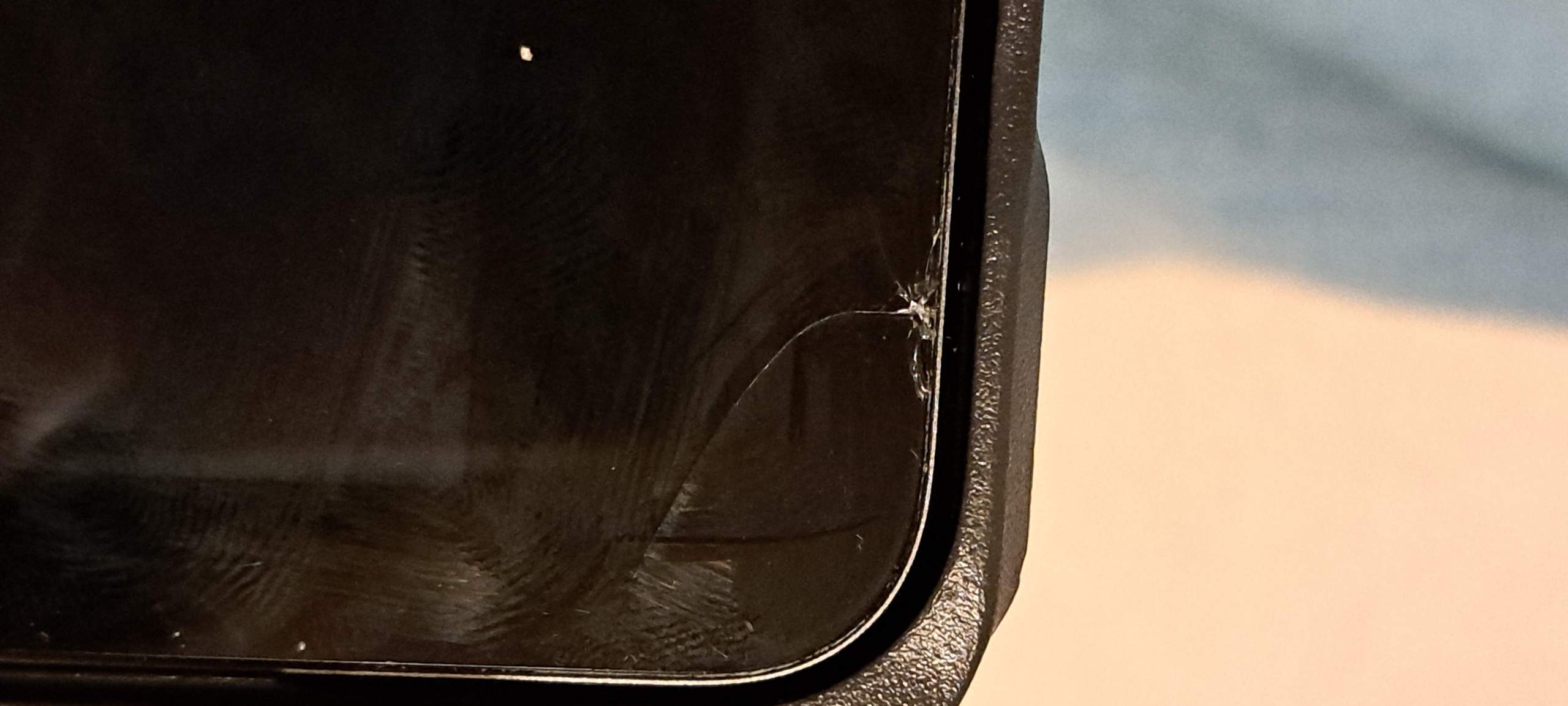 Wie verhindern dass sich Riss im Display vergrößert Ipad? (Apple ...