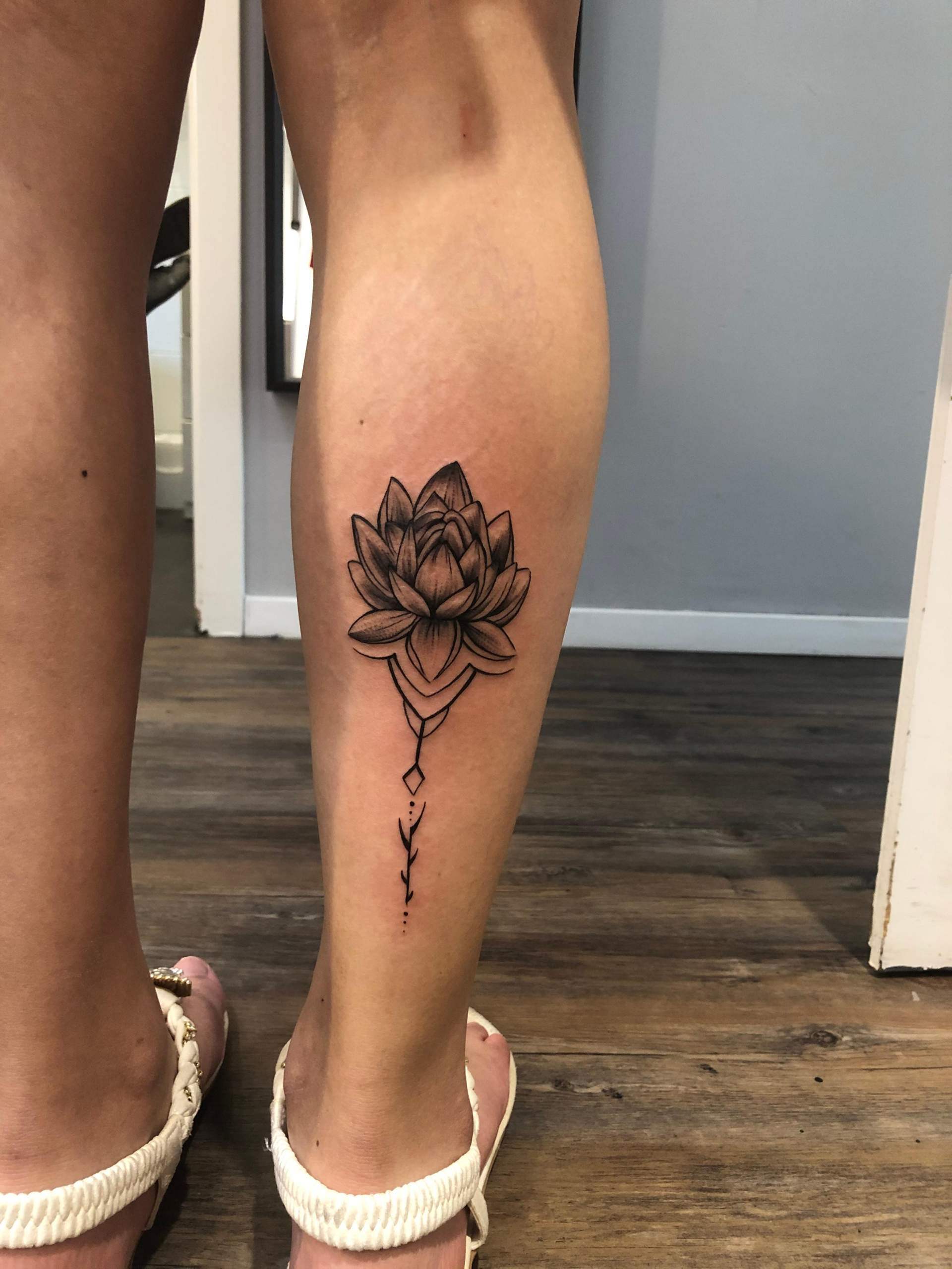 Wie viel Euro kostet so ein Tattoo UNGEFÄHR? (Geld, Kosten, Preis)