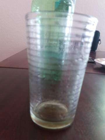 Wie viel Gläser Wasser ist ein Liter?