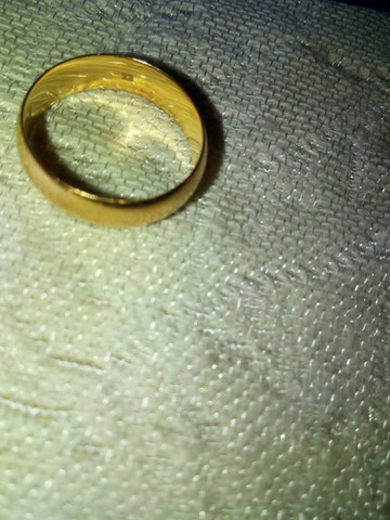 Wie Viel Ist Der Goldring Wert Geld Gold Ring