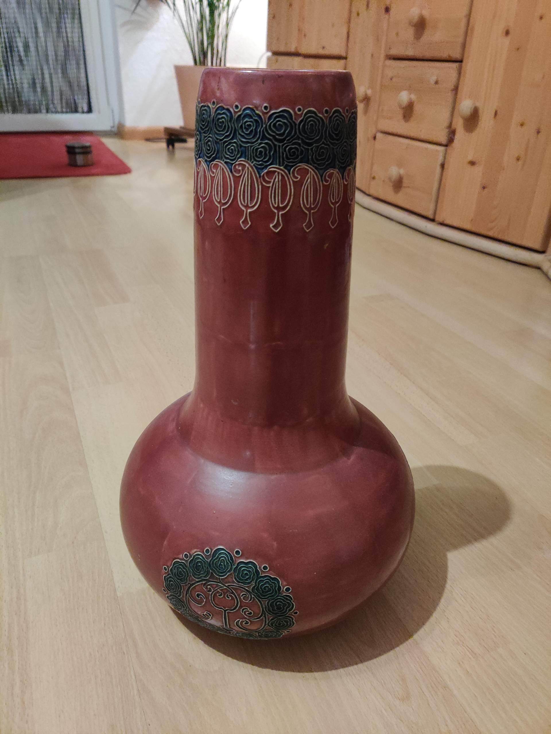 Wie viel ist die alte Vase wert? (Antiquitäten, Topf, Töpfern)