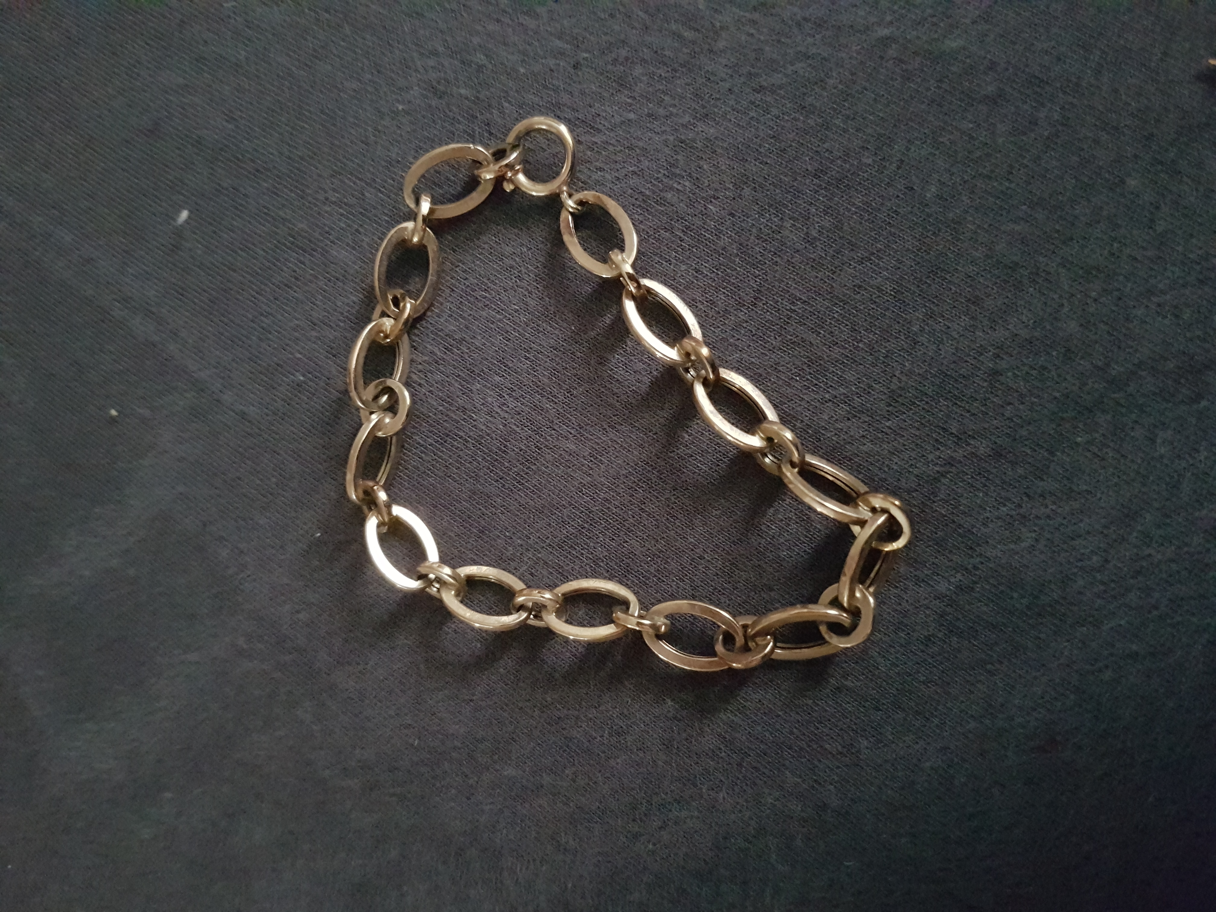 Wie Viel Konnte Das Armband 333 Gold Wert Sein Schmuck