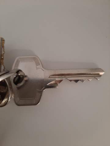Wie viel kostet es diese Schlüsselart (Wohnungsscglüssel) zu kopieren?