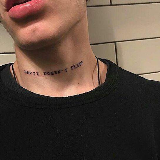 Wie viel würde sowas ungefähr kosten? (Tattoo, Hals, Schriftzug)