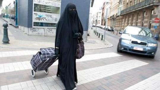 Burka - (Islam, Burka, Schleier)