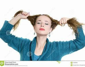 Wie viele Haare verliert ihr wenn ihr komplett von oben bis unten dran zieht?