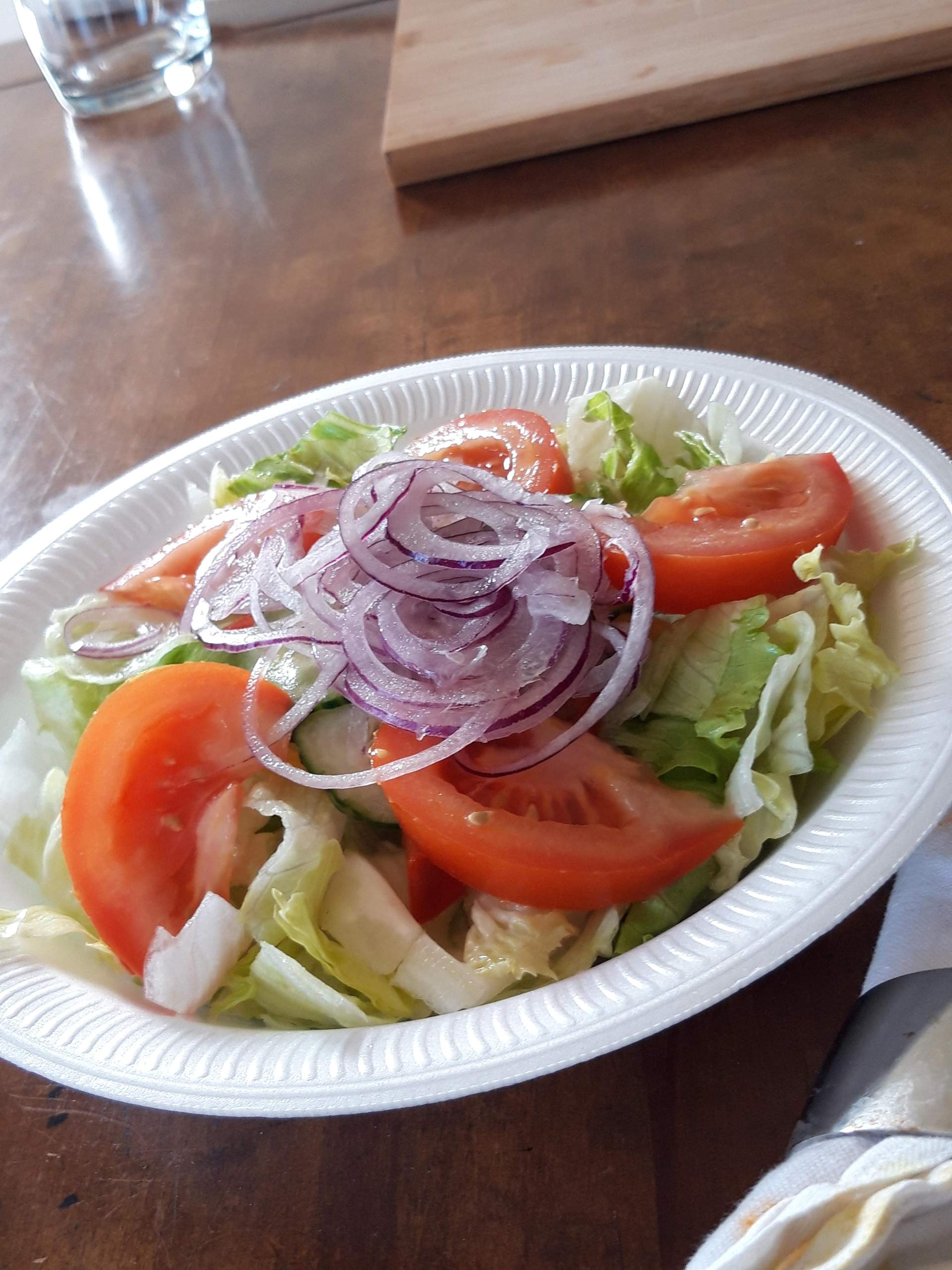 Wie viele kalorien hat dieser salat (kein dressing)? (Ernährung)