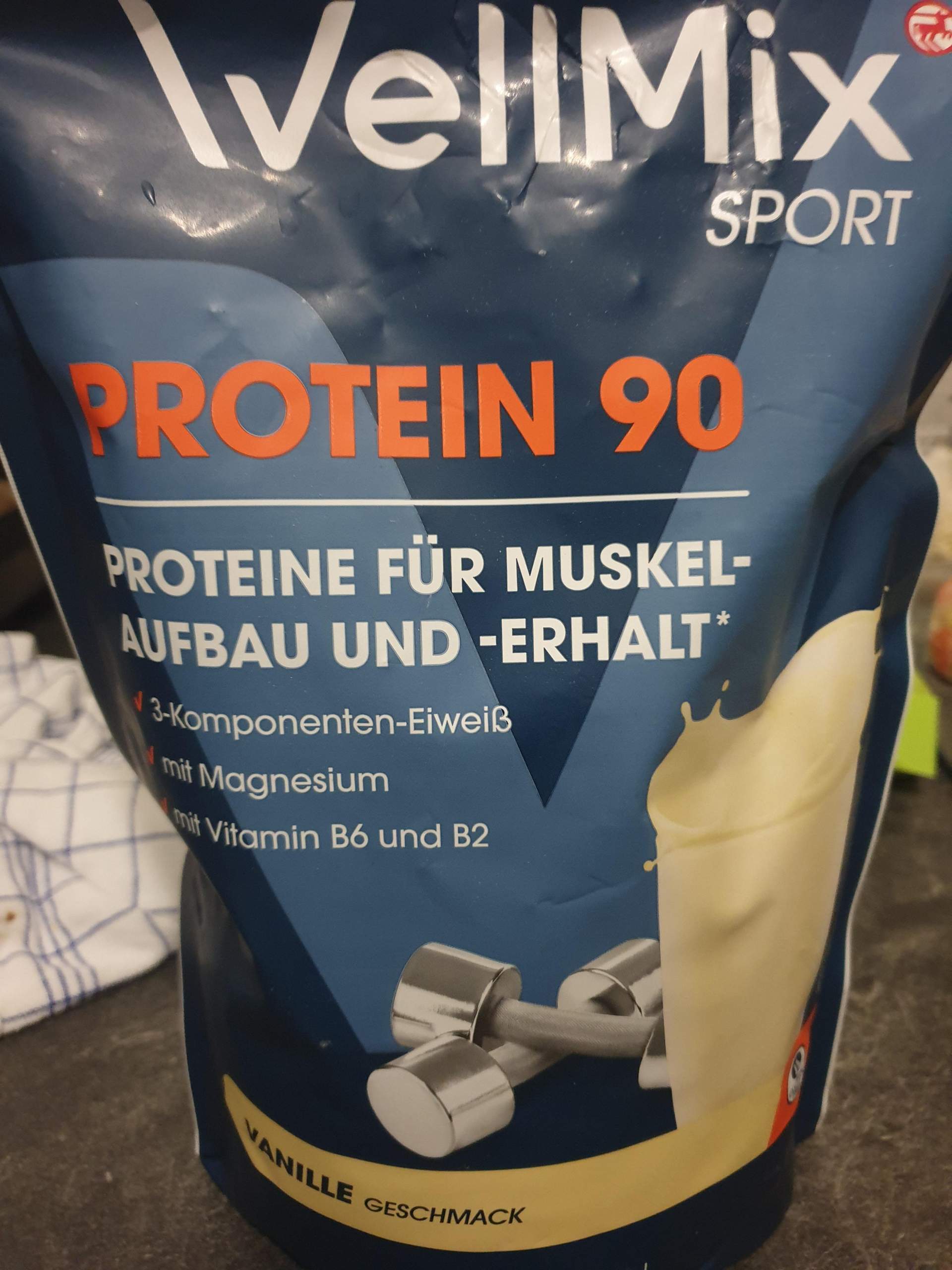 Wie viele Kalorien hat eine Portion Protein shake? (Ernährung, Sport und Fitness, Fitness) Wie viele Kalorien hat eine Portion Protein shake? (Ernährung, Sport und Fitness, Fitness)