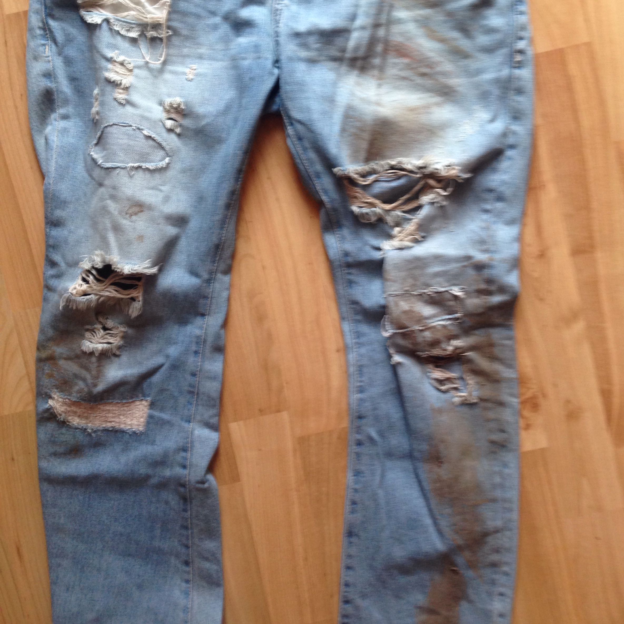Wie wasche ich eine stark verschmutzte Jeans? (waschen)