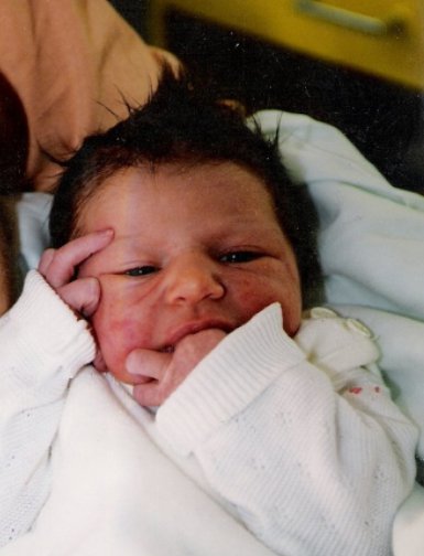 Wieso Andert Sich Die Haarfarbe Und Augenfarbe Bei Babys Haare Augen Baby