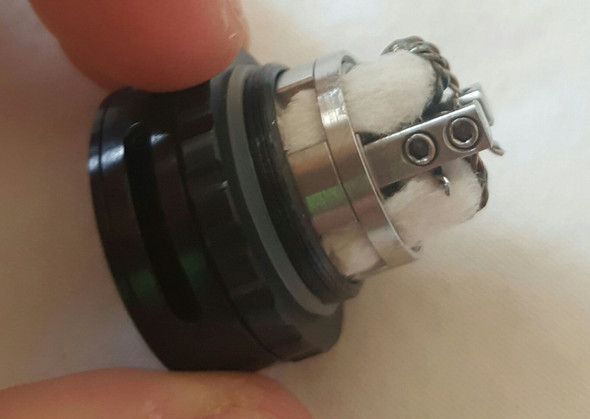 Wieso dampft der Selbstwickler extrem hei (Bild unten)? (E-Zigarette, dampfen) Wieso dampft der Selbstwickler extrem hei (Bild unten)? (E-Zigarette, dampfen)