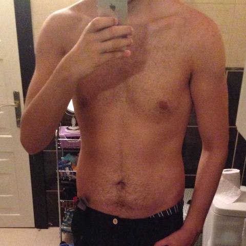 Die größer andere brust mann eine als Eine Brust