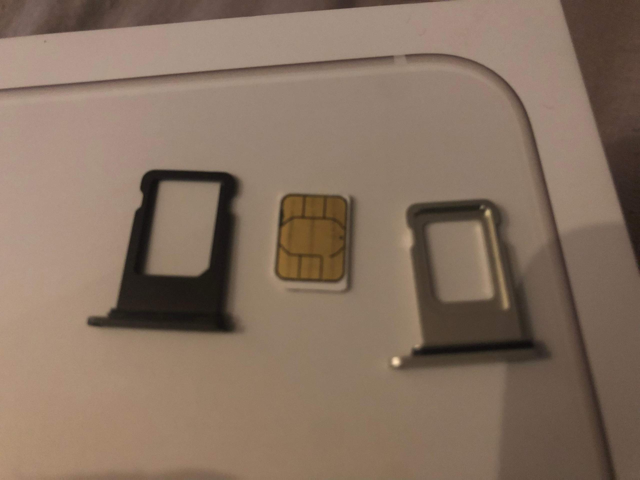 Wieso passt die Karte von meinen iPhone nicht ins neue rein? (Handy Wieso passt die Karte von meinen iPhone nicht ins neue rein? (Handy