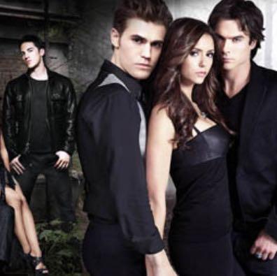 Stefan und Damon Salvator  - (Vampire, heiß, anziehen)