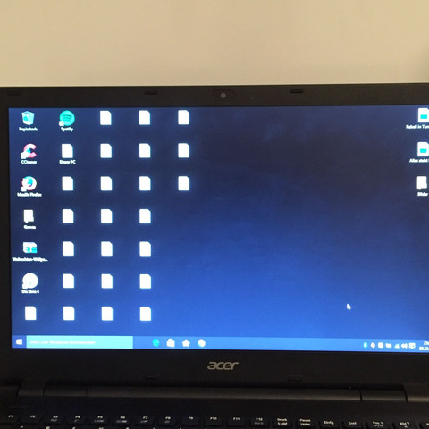 Windows 10 Hintergrund Schwarz Kann Nichts Mehr An Klicken Acer