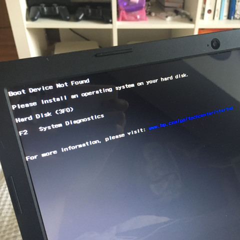 Anzeige wenn Laptop eingeschaltet ist 
 - (Windows 7, Festplatte, Installation)