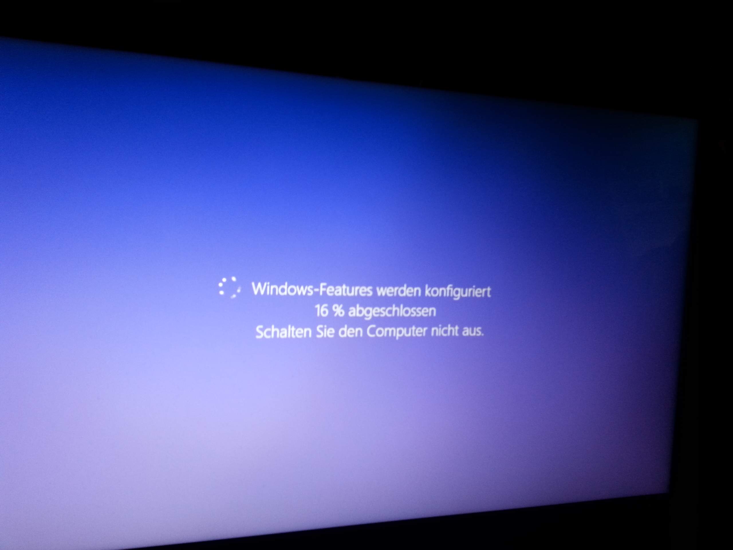 Laptop Wird Neu Gestartet Dauert Ewig Windows Konfiguration dauert ewig (Windows 8)