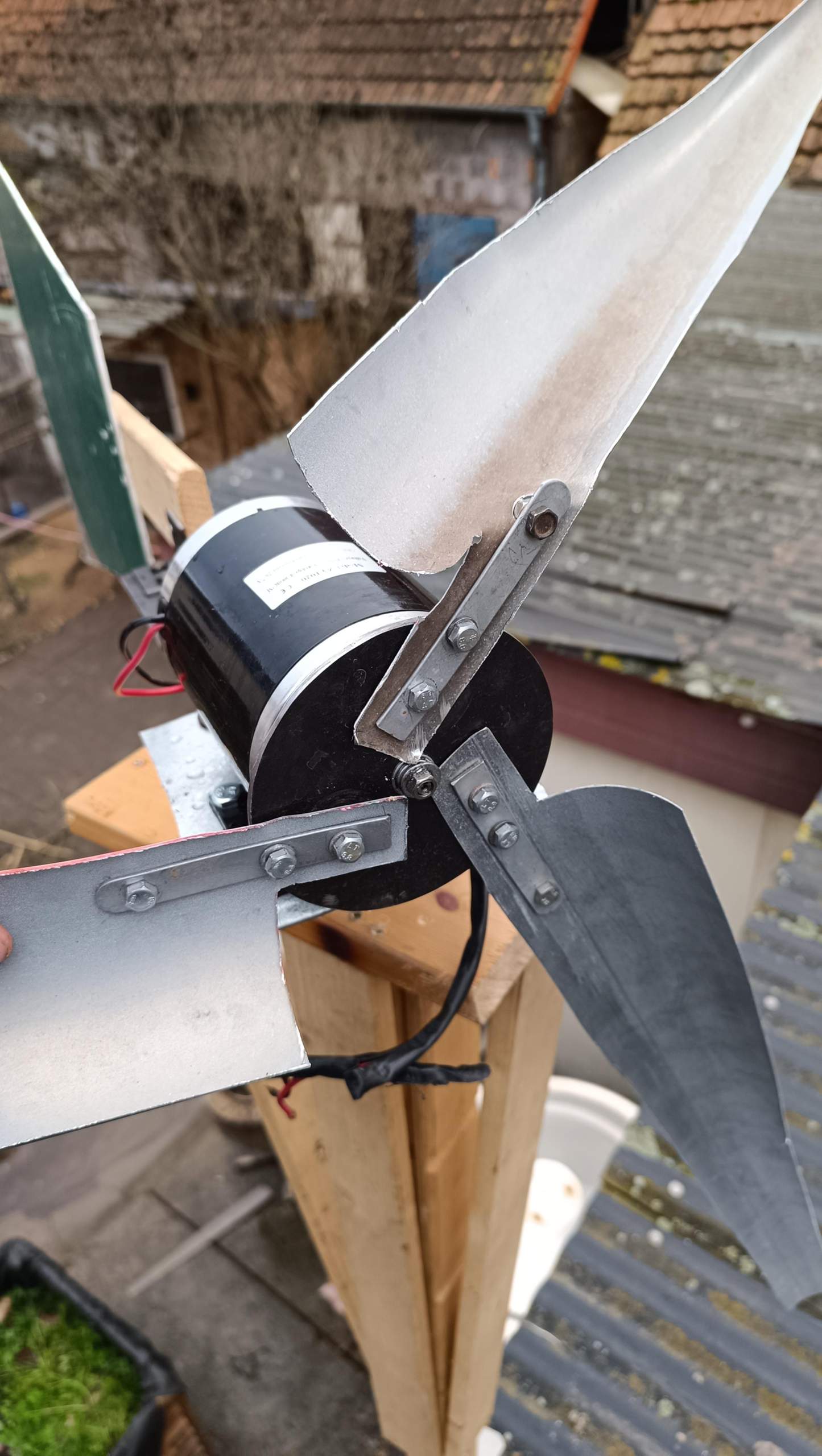 Windrad selber bauen 5 oder 6 Flügel Effizienz? (Elektronik, Energie