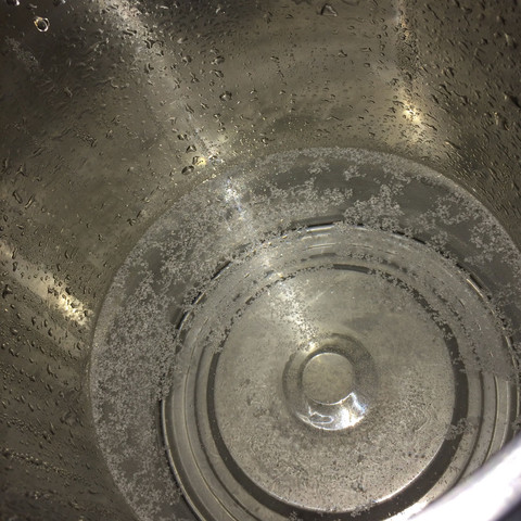 Wasser im Wasserkocher  - (Wasser)