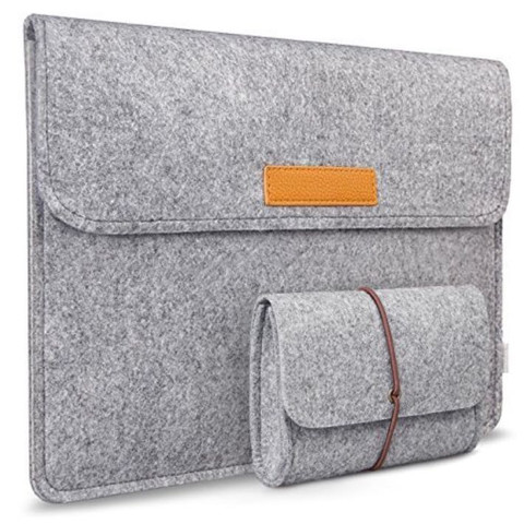 Hier die Tasche Bzw. Sleeve - (Amazon, iPad, Lieferung)