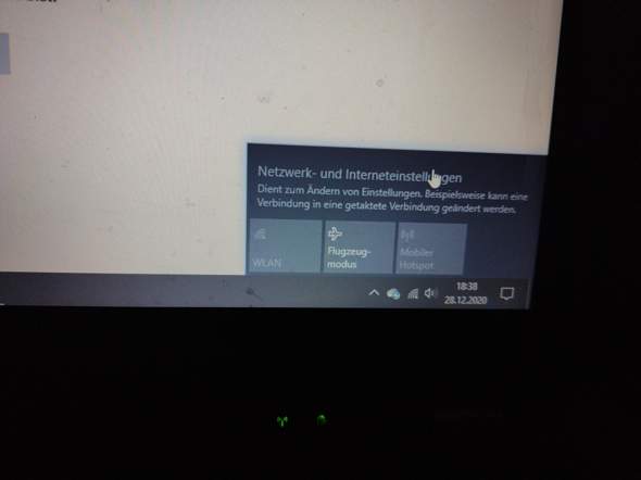 - (Internet, WLAN)