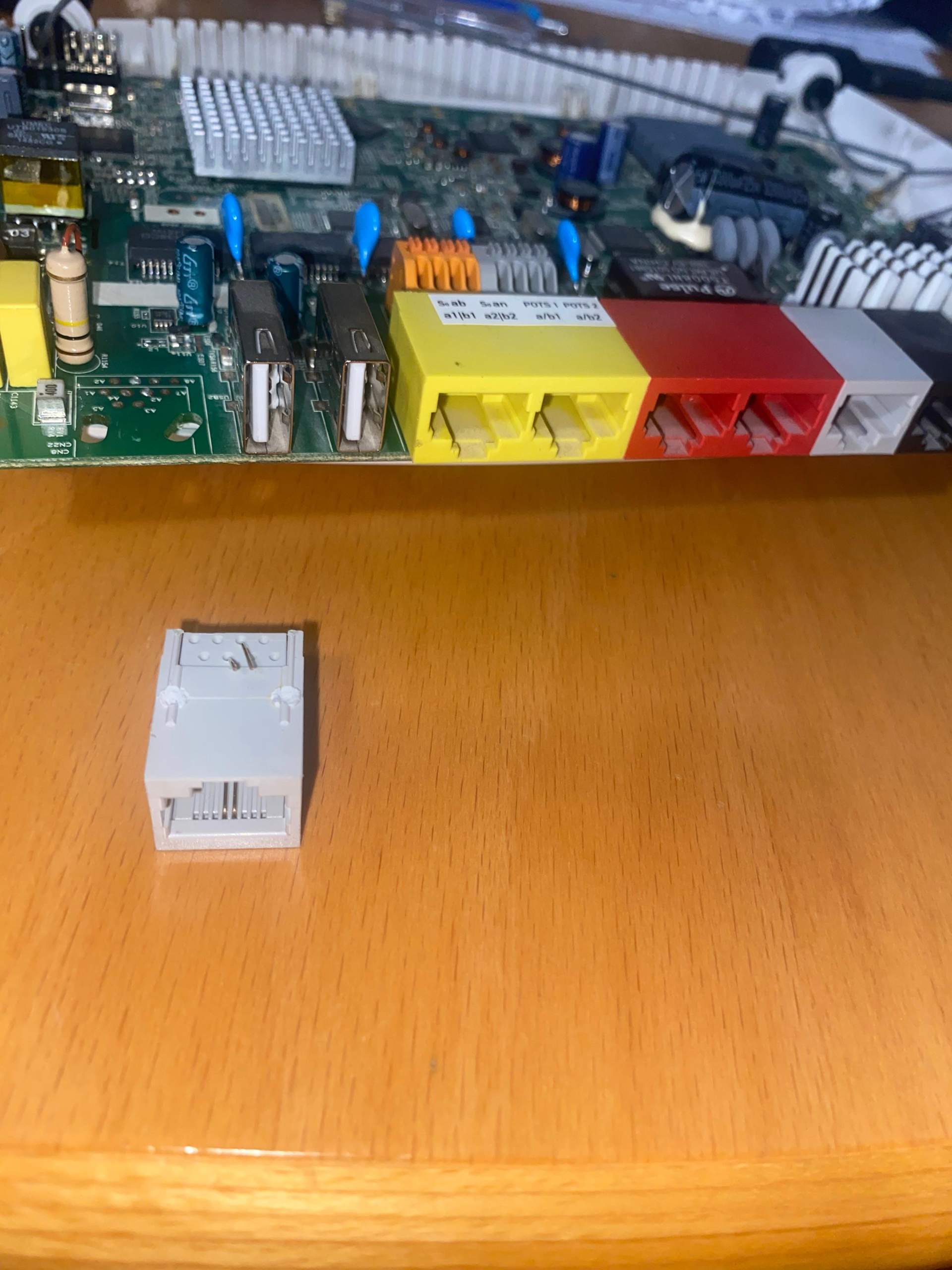 Wlan Router ist runtergefallen. Reperatur? (Internet, DSL ...