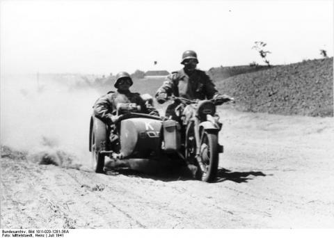  - (Geschichte, Motorrad, Bundeswehr)