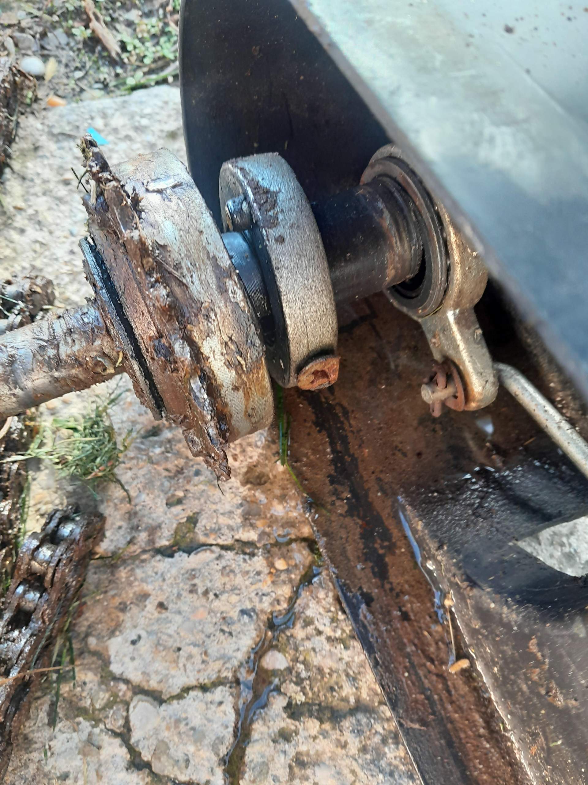 wo bekomme ich ein Getriebe Kugellager her das zum Gokart von Dema