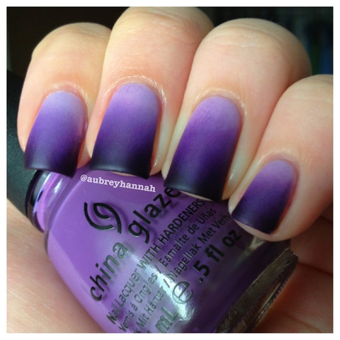 Wo Bekomme Ich Einen Nagellack Her Der Unter Einer Uv Lampe Trocknet Nagel Manikure