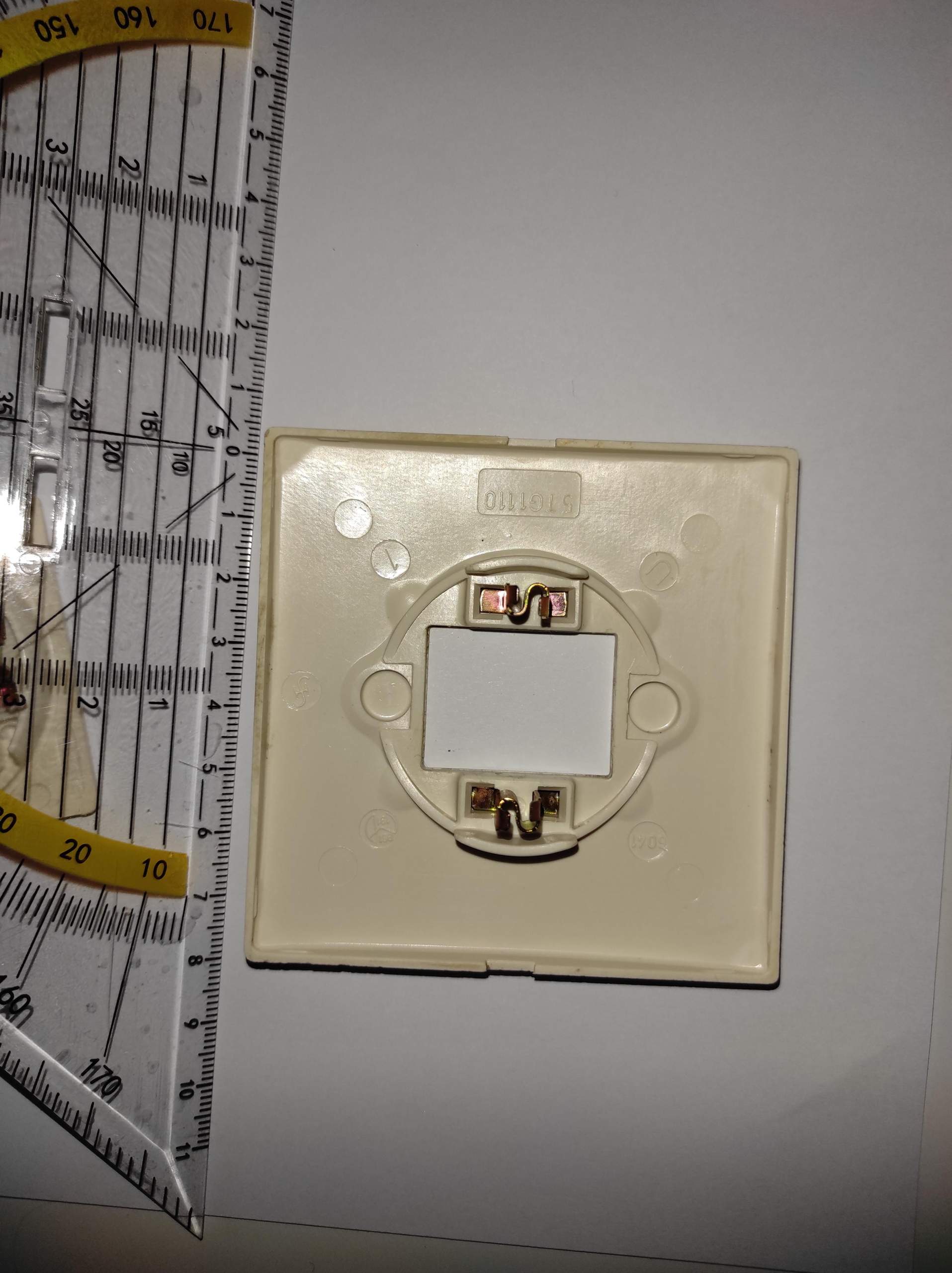 Wo bekomme ich so eine Lichtschalter Abdeckung her? (Elektrik, Licht, Steckdose)