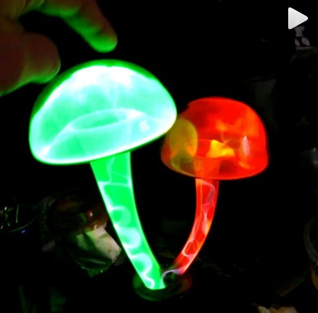 Wo Findet Man Plasmalampen Oder Lavalampen Lampe Dekoration Lavalampe Wo Findet Man Plasmalampen Oder Lavalampen Lampe Dekoration Lavalampe