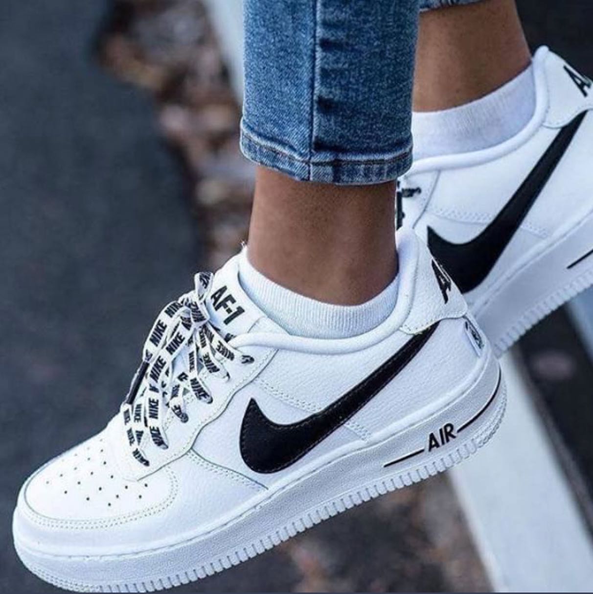 nike air force one snipes