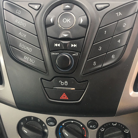 Ford focus aux Ford focus aux