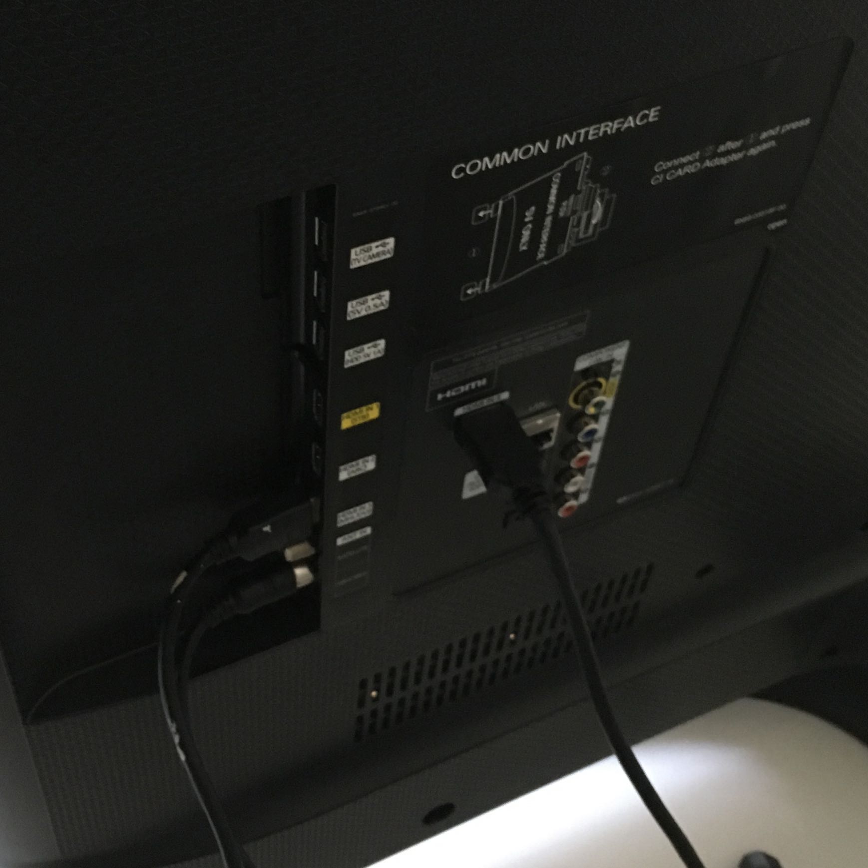 Samsung Tv Smartcard Wurde Nicht Gefunden Wo ist die Öffnung beim Smart TV für die smartcard? (Samsung, Sky)