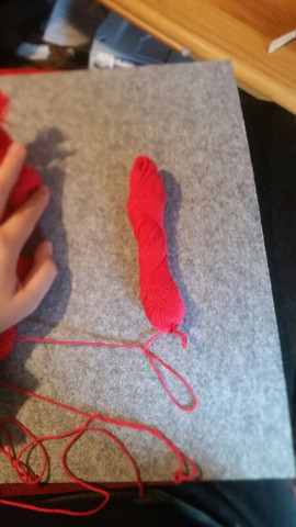 - (einkaufen, stricken, Handarbeit)