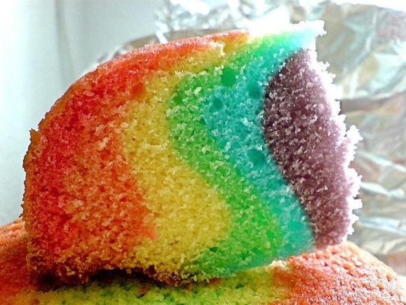 Regenbogenkuchen - (Essen, Farbe, Lebensmittel)