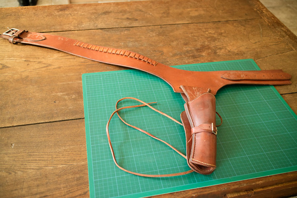 Revolver Holster - (Ostern, Holster, sattelleder)