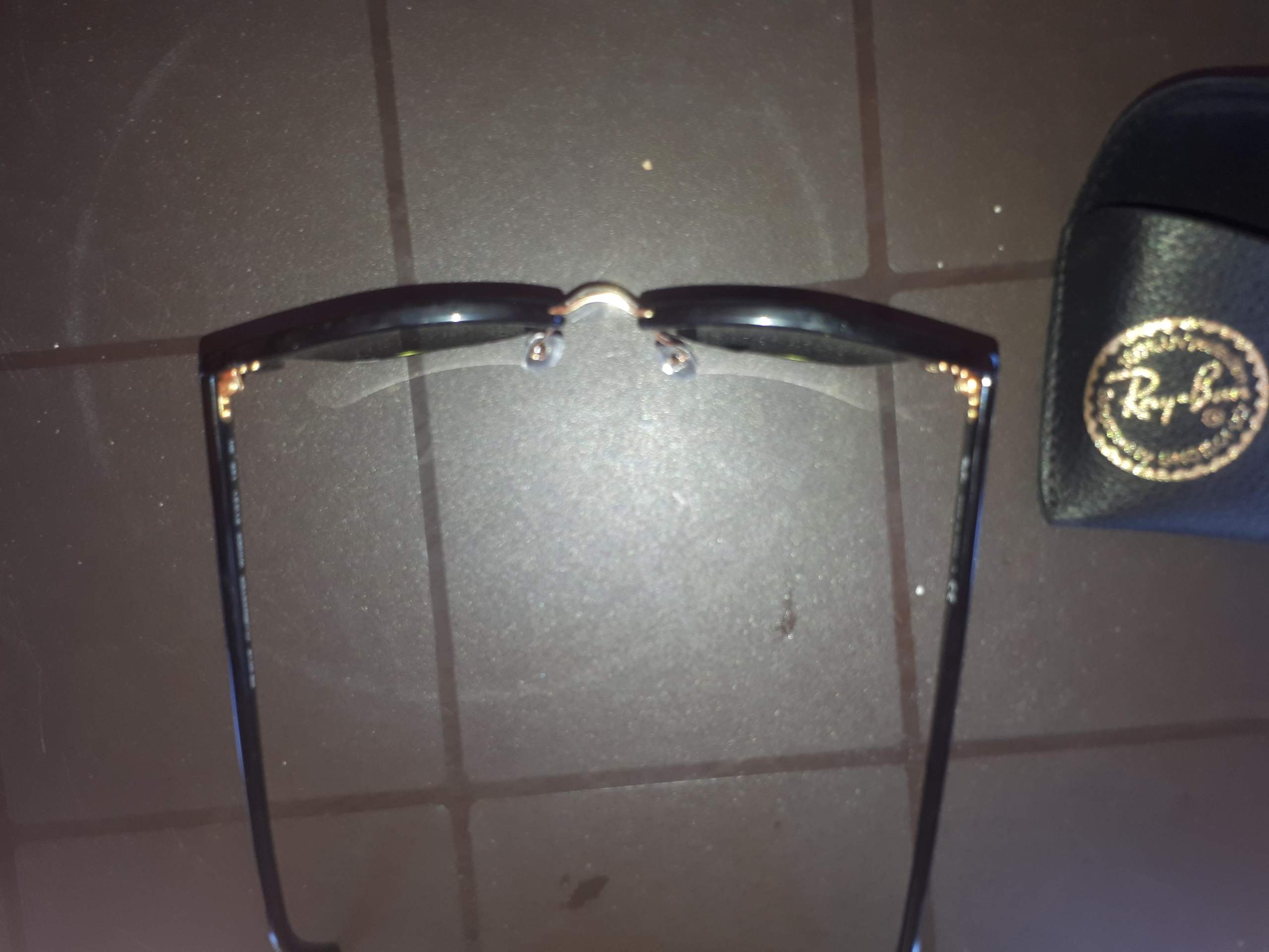 Wo kann man eine verbogene Brille reparieren lassen? (Recht, Optiker)