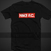 ....... - (Mode, Nike, T-Shirt)