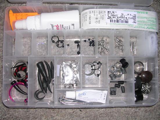 2. - (Piercing, Bestellung)