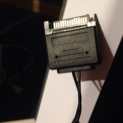 Stecker vom Gehäuse weg - (PC, Gehäuse, Stecker)