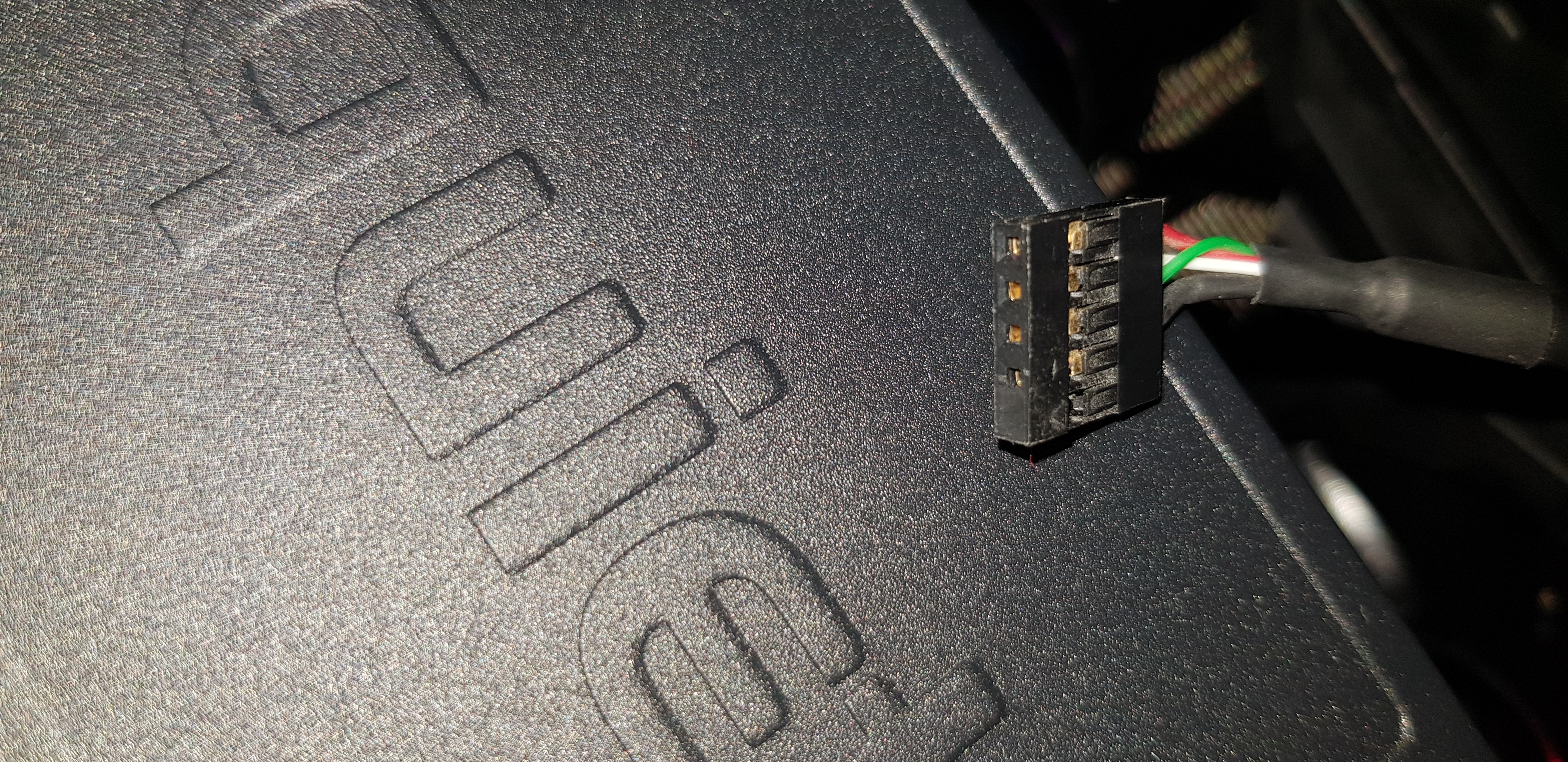 Wo stecke ich den Sd card reader am motherboard ein? Technik